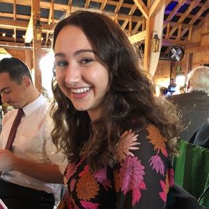 Meet your Posher, Julie